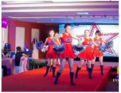 NYC纽约国际大兴龙湖中心周年庆丨 感恩有你，一周年生日庆典期待您的参与！