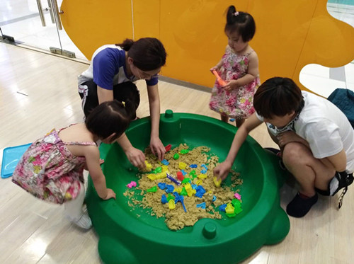 NYC太阳宫早教中心疯狂夏热，率性六一精彩回顾