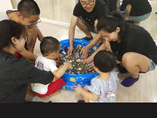 NYC太阳宫早教中心疯狂夏热，率性六一精彩回顾