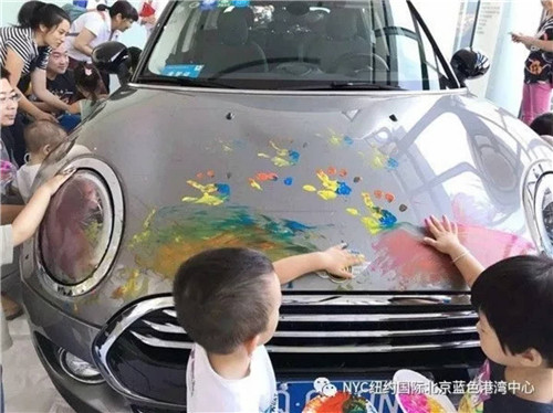NYC蓝色港湾早教中心：宝马彩绘涂鸦—艺术与机械的碰撞